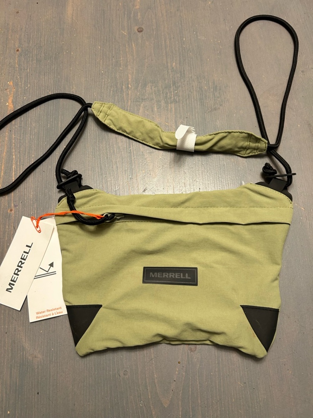 New Merrell bag
New with tags - Picture 3 of 6